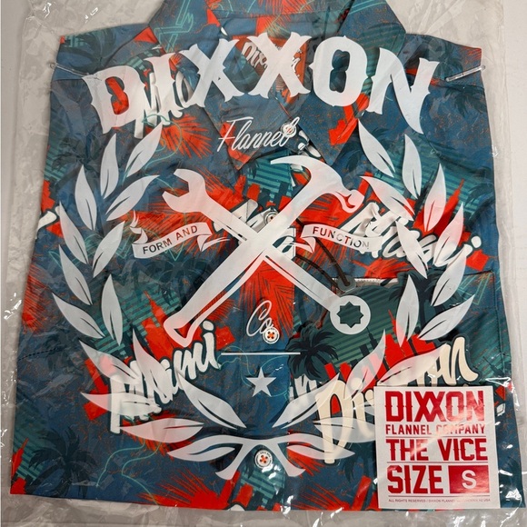 NEW Dixxon Flannel Co Mens The Vice Party SS Button Up Shirt Size Small NWT - Picture 4 of 4
